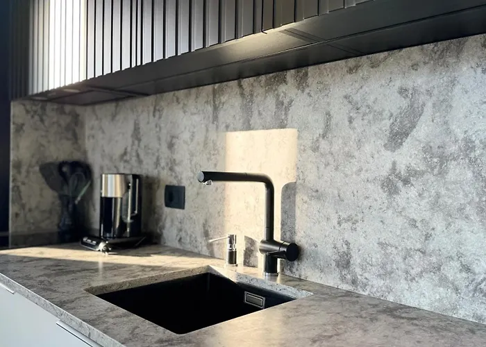 Fillhus بوزنان