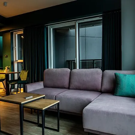 Fillhus بوزنان